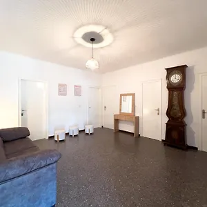 Caserna 13 - Luminoso Piso En Figueras
